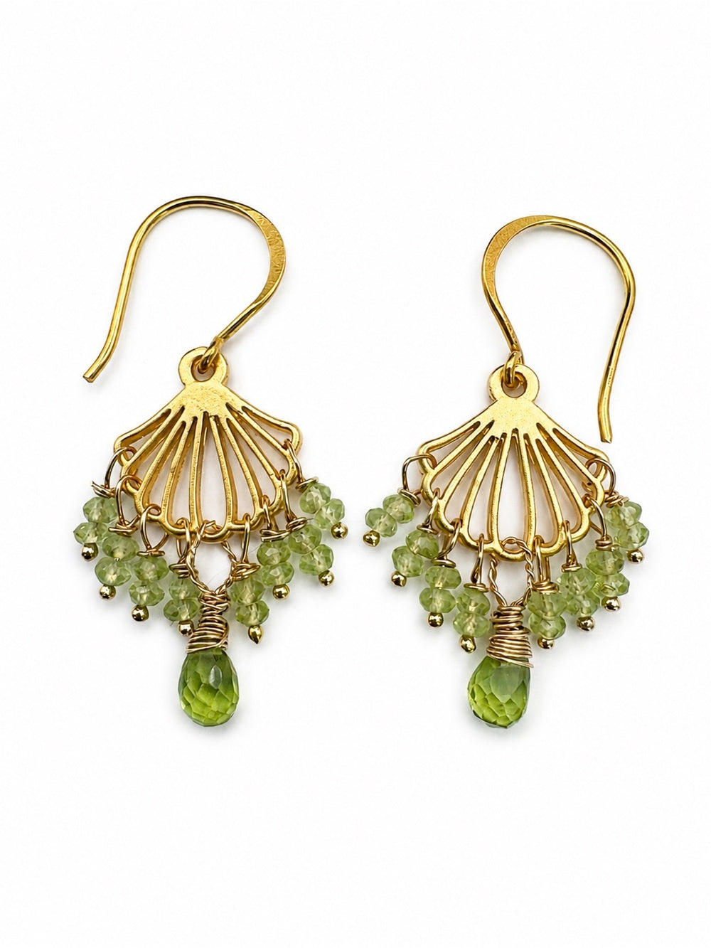 HKB72 Shell Peridot Hook Earring
