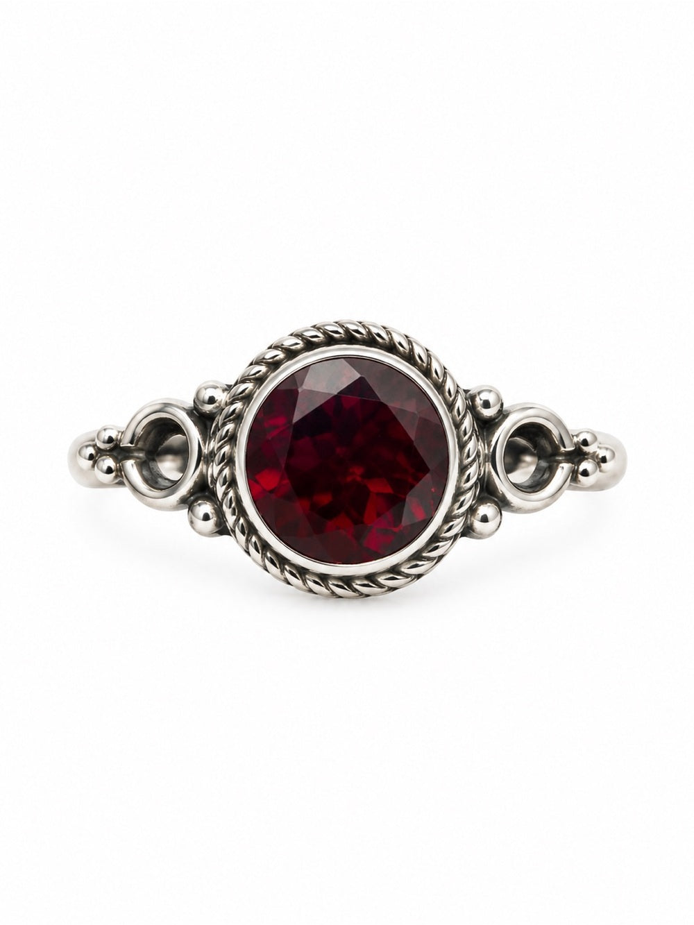 Garnet Round Braided Ring (S925)