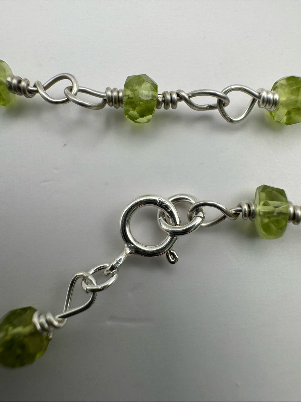 AMN1 Peridot Necklace